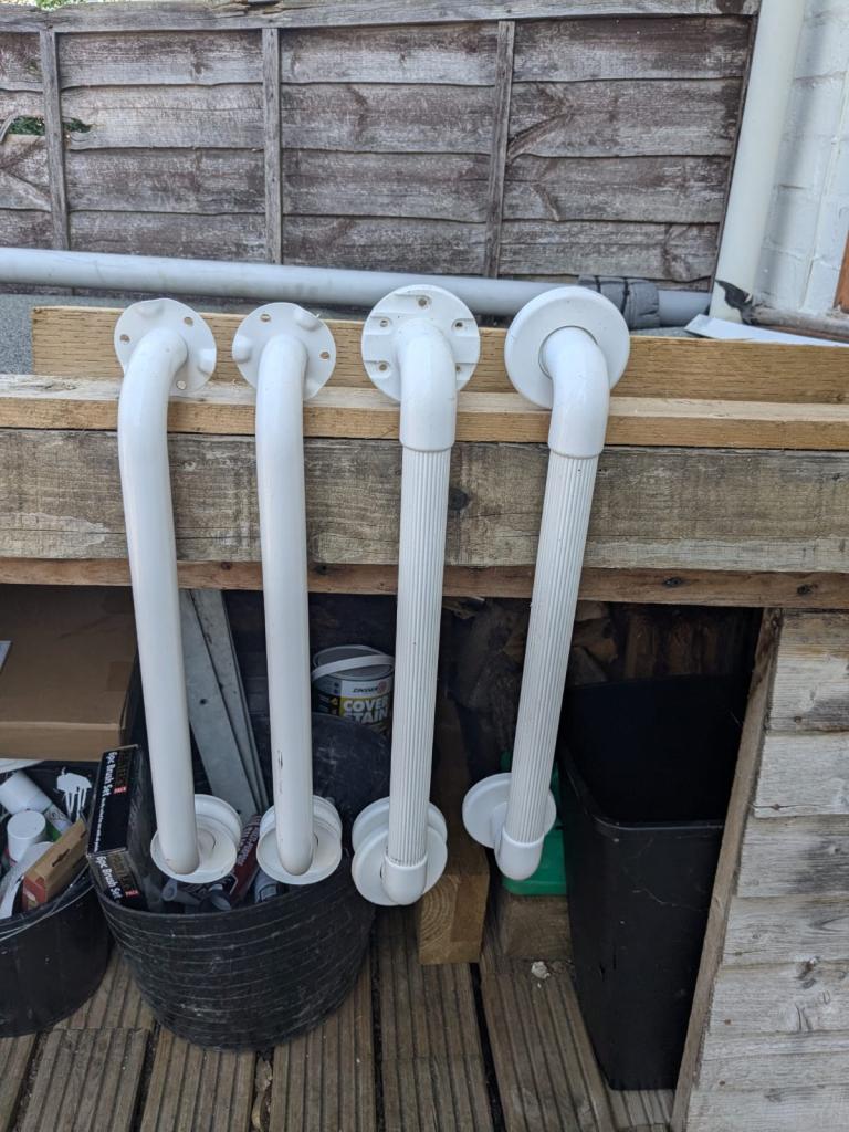 Set of 4 White Grab Rails – Good Condition