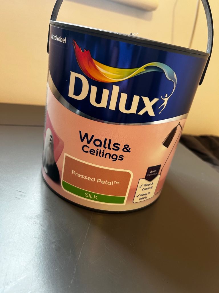 New Dulux Walls & Ceilings Paint - Pressed Petal Silk