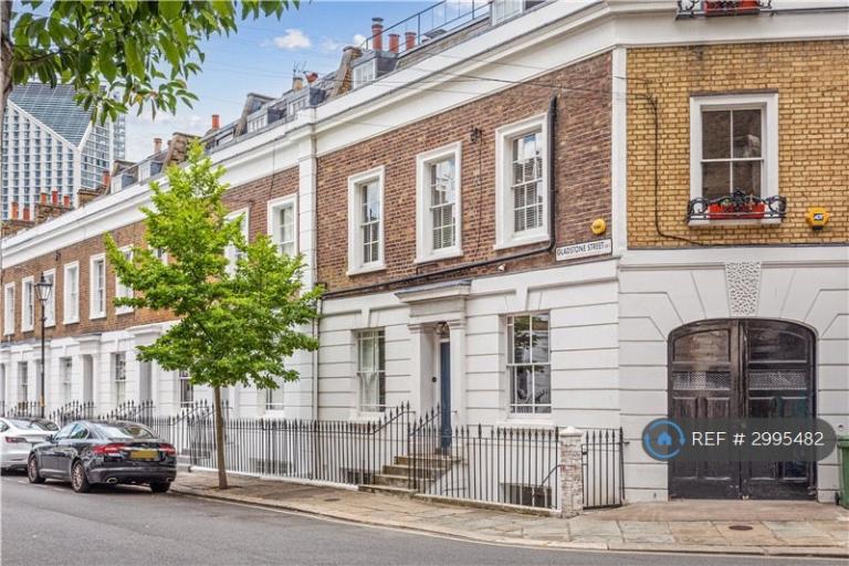3 bedroom house in Gladstone Street, London, SE1 (3 bed) (#2995482)