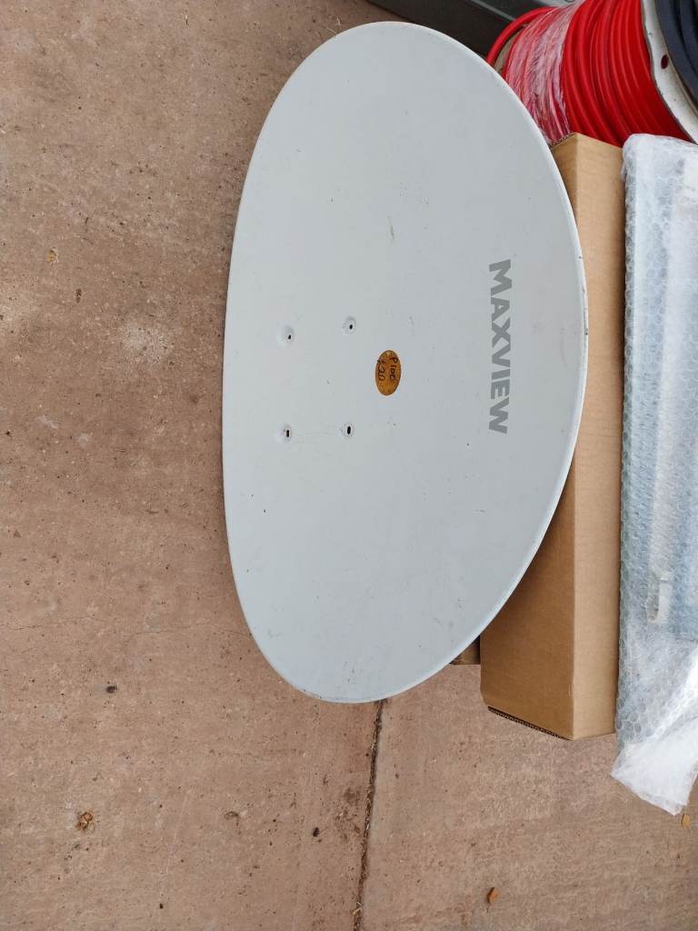 Maxview caravan motorhome satellite dish