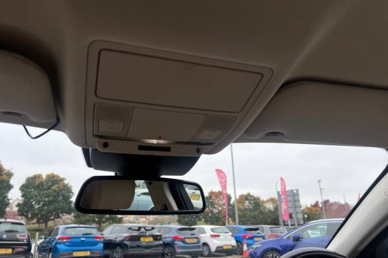 2018 Jaguar XF 2.0d Prestige Saloon 4dr Diesel Auto Euro 6 (s/s) (180 ps) Rear Parking Aid Saloon...