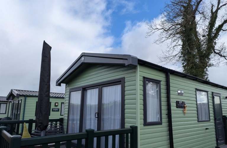 Swift Bordeaux - 5 Star Park