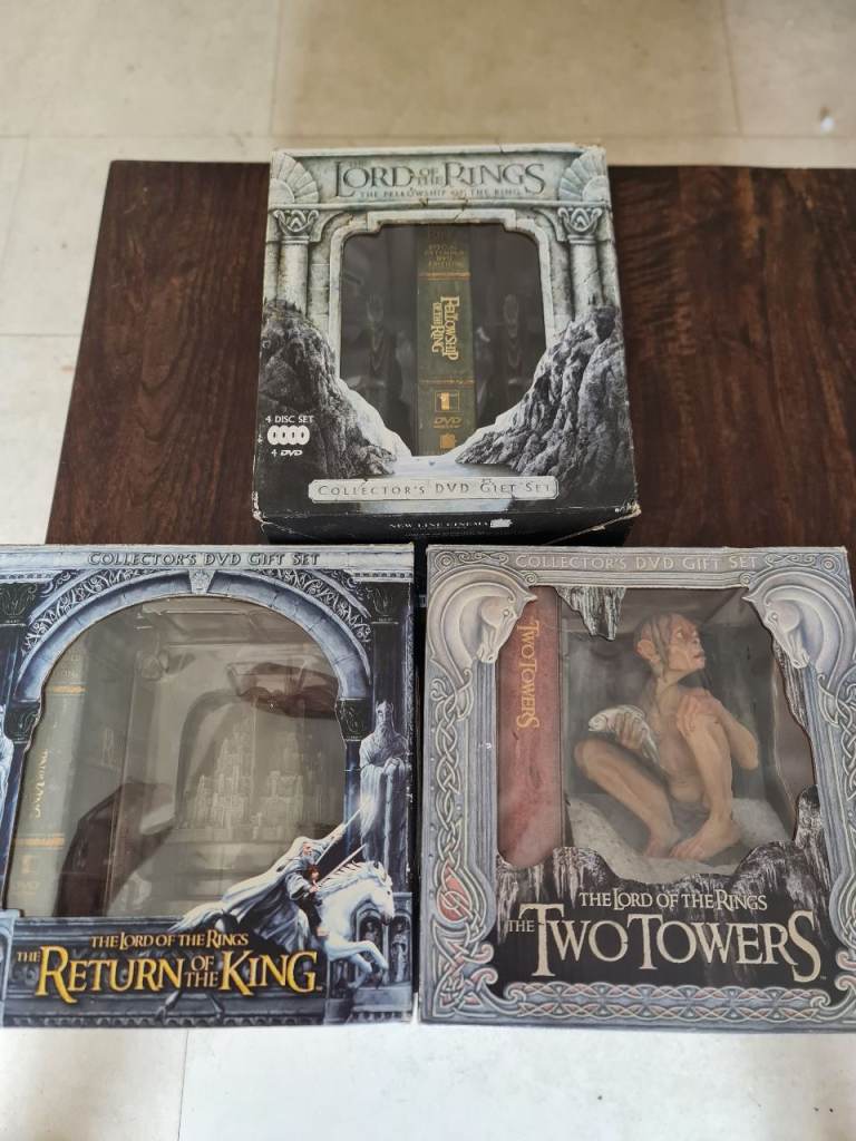 The lord of the rings dvd collectors gift set
