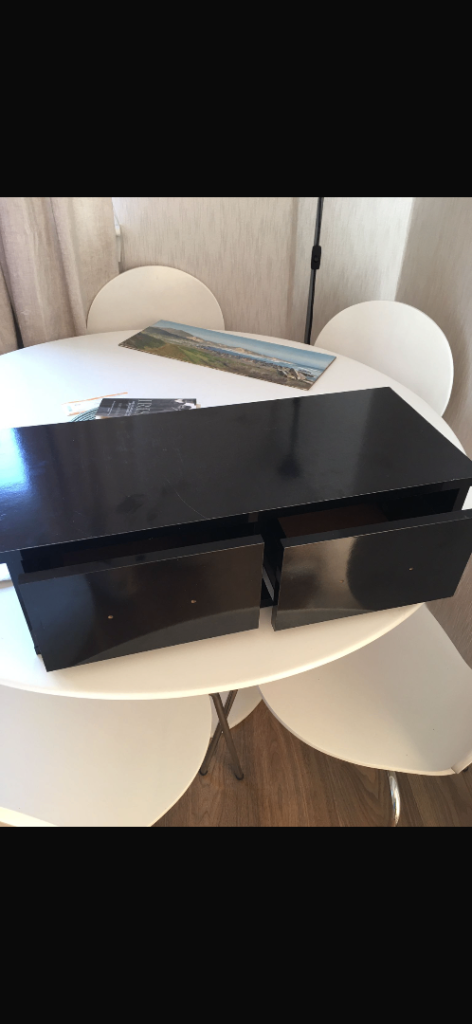 Black High gloss drawers