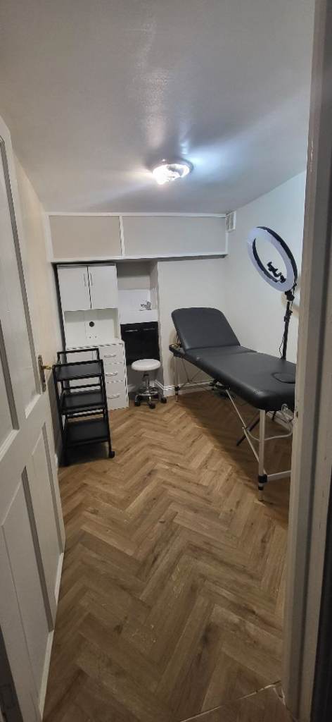 Beauty rooms aesthetics nail tech beautician