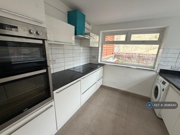 3 bedroom house in Hayward Road, Bristol, BS5 (3 bed) (#2696640)