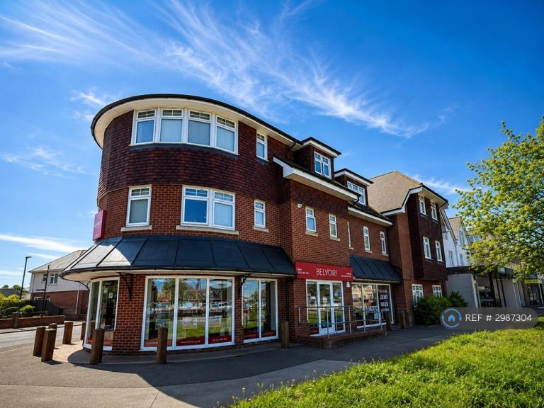 2 bedroom flat in Priory Court, Bournemouth, BH9 (2 bed) (#2987304)