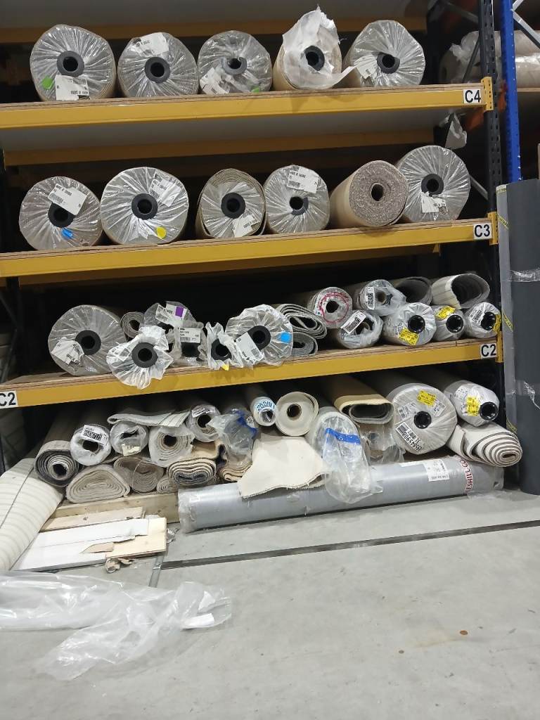 carpet fitting and Vinal available for sale Multiple Colour available