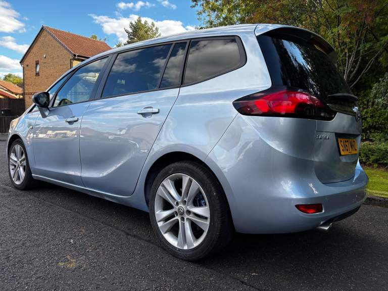 2017 VAUXHALL ZAFIRA TOURER SRI NAV 2.0, MOT DECEMBER 26, NO ADVISORS 