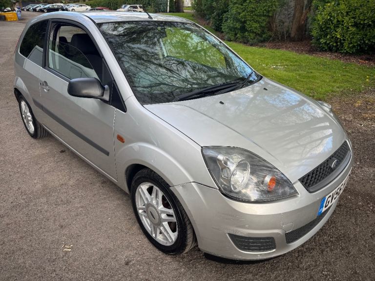 2006 FORD FIESTA 1.25 STYLE CLIMATE 3DR HATCHBACK SILVER 