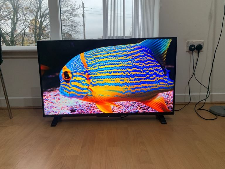 Toshiba 40 inch Smart TV 