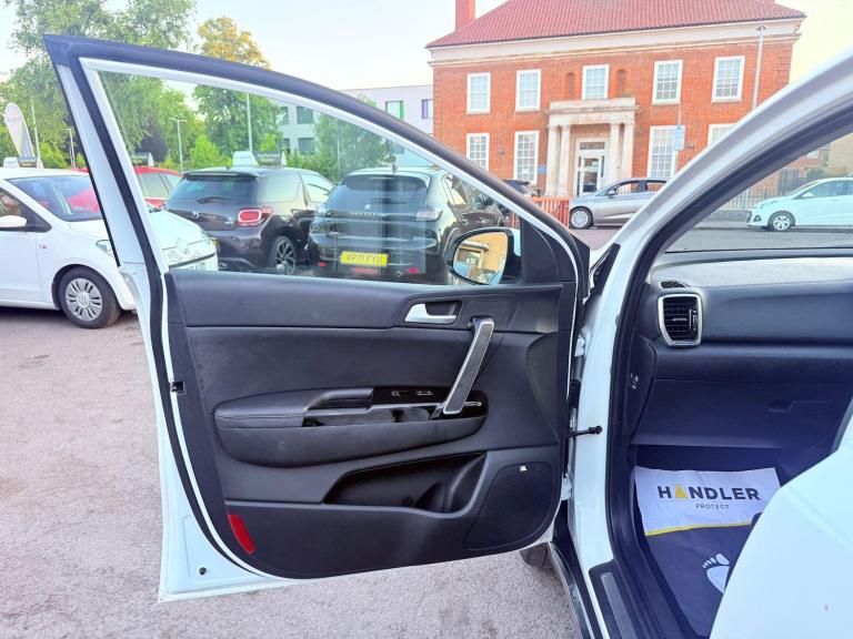 2019 Kia Sportage 1.6 CRDi EcoDynamics+ 4 DCT AWD Euro 6 (s/s) 5dr ESTATE Diesel/Electric Hybrid ...