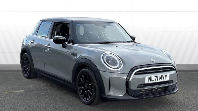 2021 MINI Hatch 1.5 Cooper Classic 5dr Petrol Hatchback Hatchback Petrol Manual