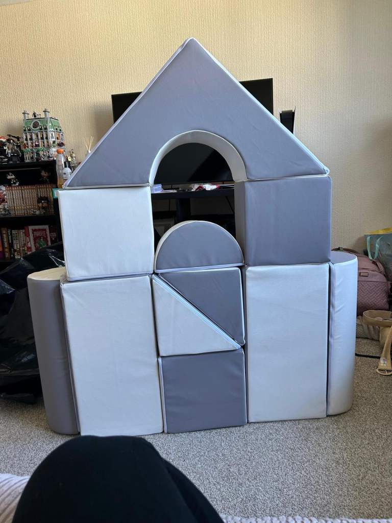 11 piece grey and white soft play set/building blocks, in immaculate condition.