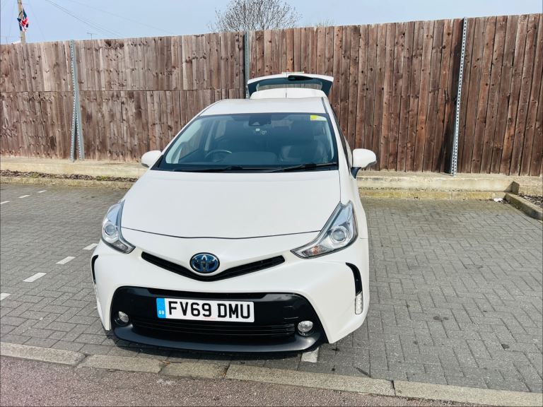 Toyota Prius Plus (69) 2019 | 7 Seater | UK Model Private Hire Ready Luton 