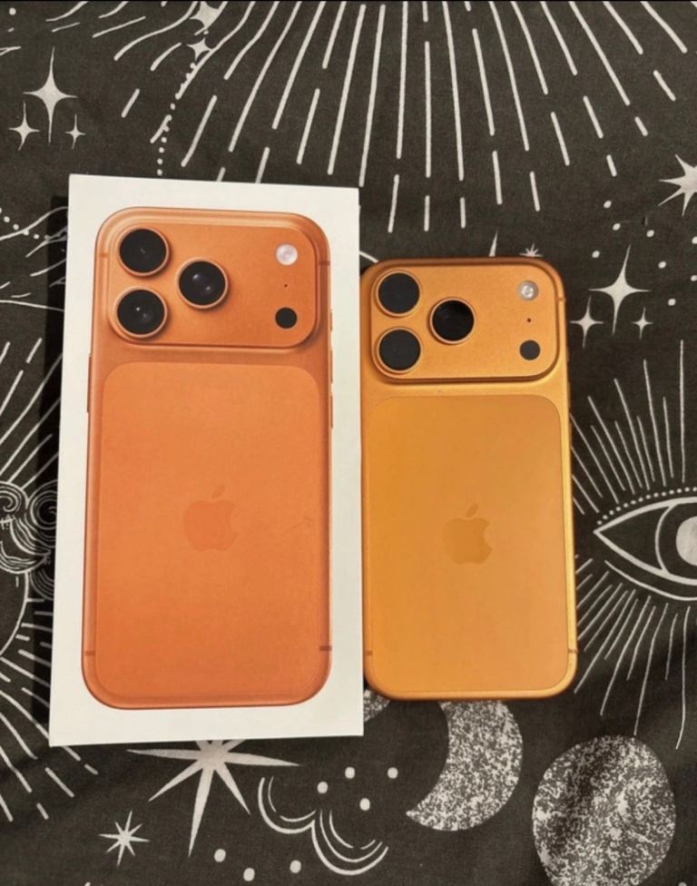 iPhone 17 pro max 1tb cosmic