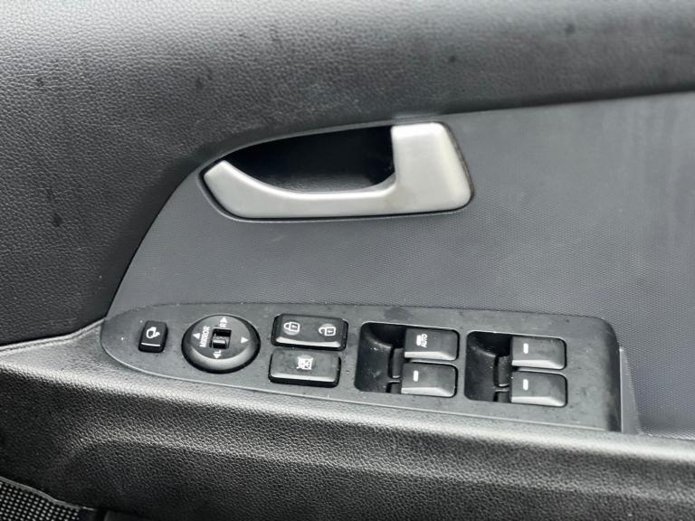 2015 Kia Sportage 1.6 GDi ISG 2 5dr ESTATE PETROL Manual