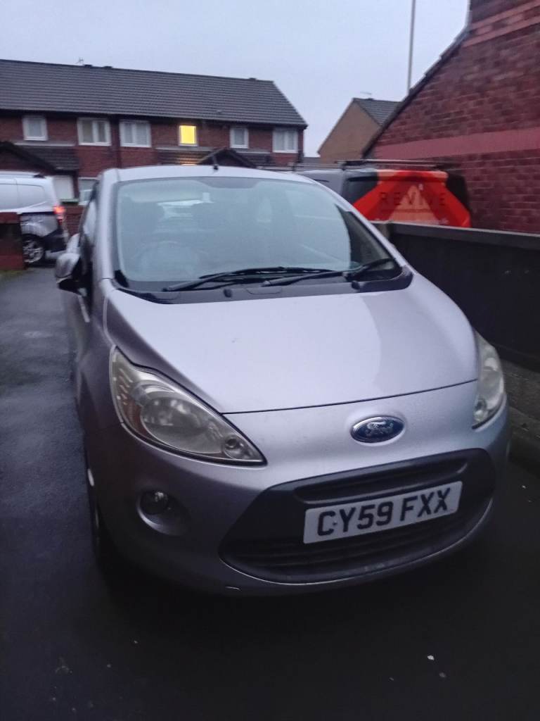 Ford, KA, Hatchback, 2010, Manual, 1242 (cc), 3 doors