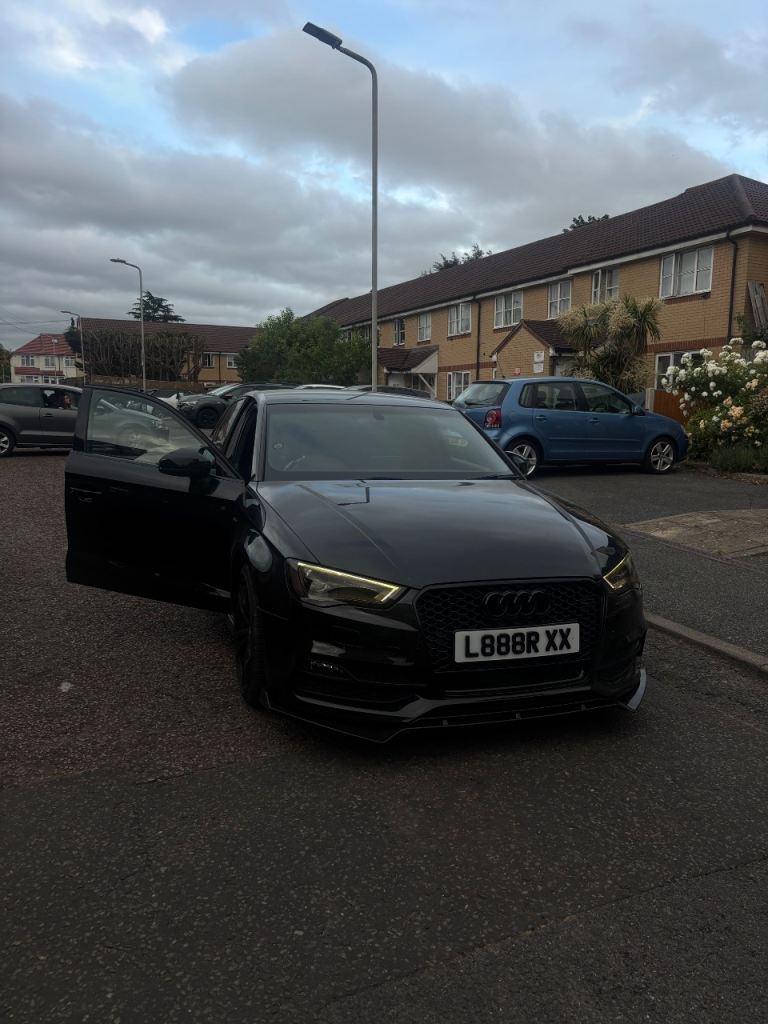 Audi, A3, Saloon, 2013, Semi-Auto, 1798 (cc), 4 doors
