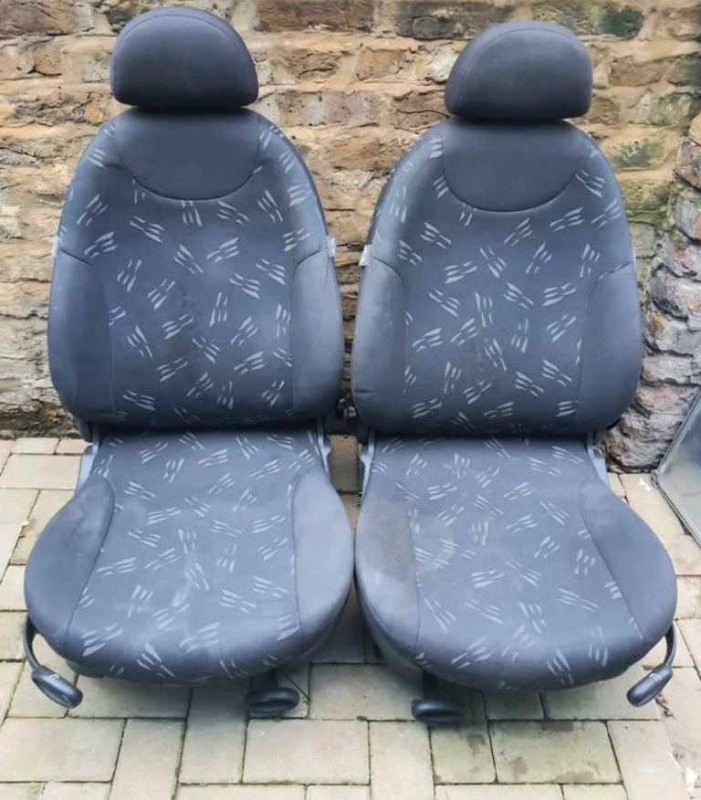 MINI ONE CABRIOLET R52 Front Seats