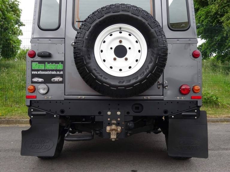 2016 Land Rover Defender Hard Top TDCi [2.2] PANEL VAN DIESEL Manual