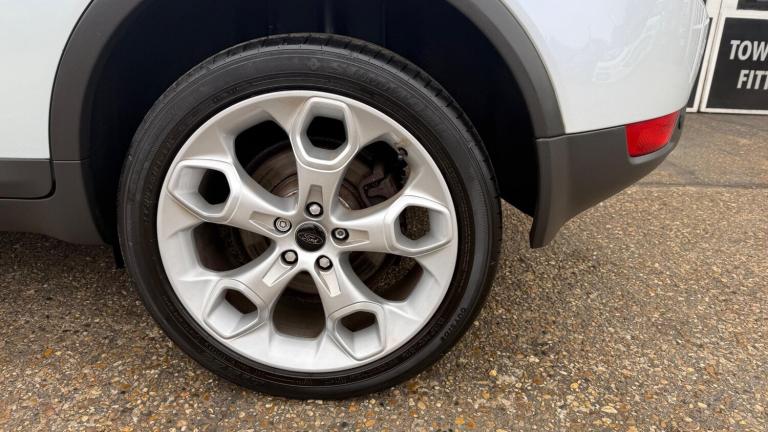 2010 Ford Kuga 2.5T Titanium AWD Euro 4 5dr ESTATE Petrol Manual