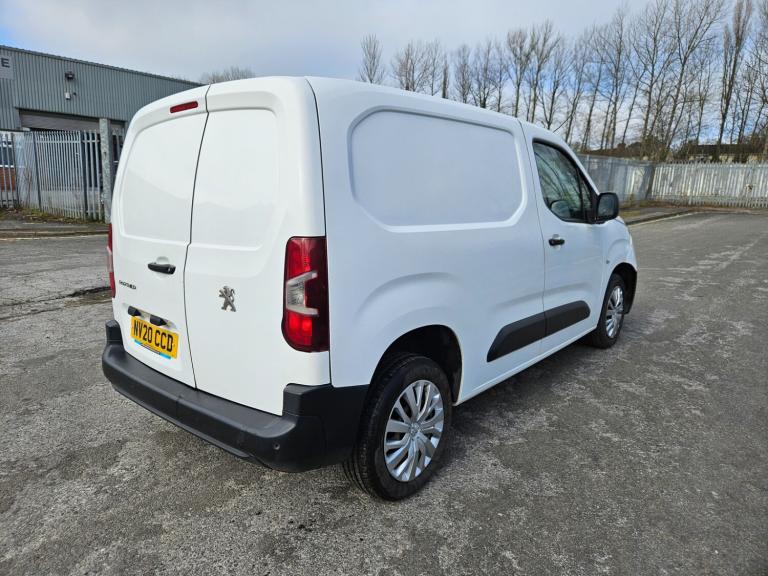 2020 20 PEUGEOT PARTNER 1000 1.5 BlueHDi 100 Professional Van Damaged Salvage