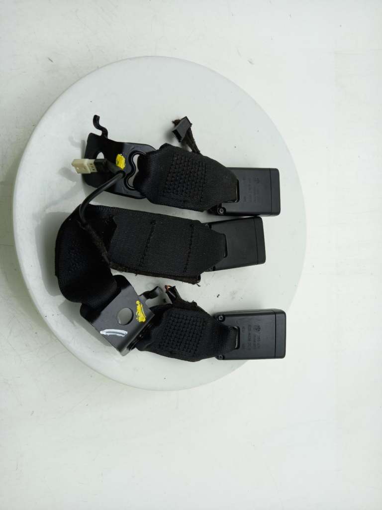 Bmw 1 Series Seat Belt Stalk Rear Left & Centre F20 F21 2011-2019 72117266352