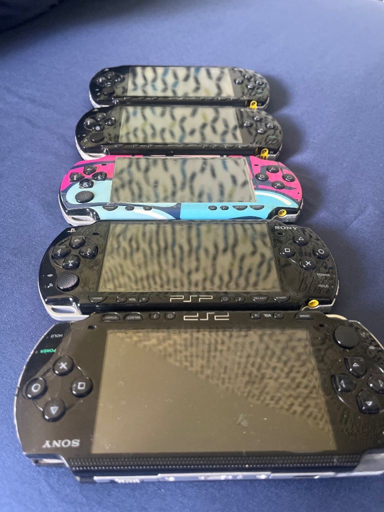 Sony PSP Handheld Console Bundle – 5 Units, Multicoloured