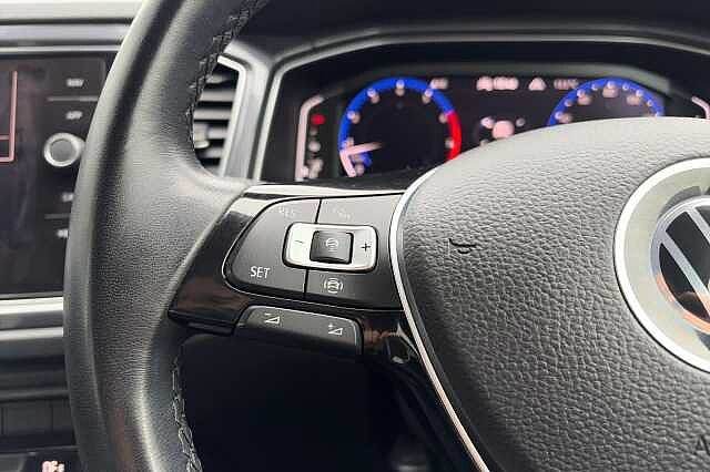 2021 Volkswagen T-Roc 1.5 TSI EVO SEL 5dr Hatchback Petrol Manual