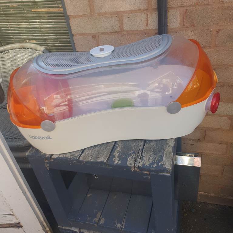 HABITRAIL Hamster Cage, 30 inch long, Orange & White , Good Condition, Hardly Used, 