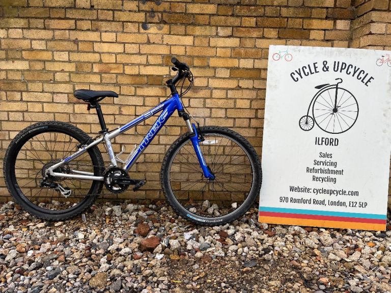 Trek 3900 KIDS Mountain Bike 13" Frame 26" Wheels *FULLY SERVICED*