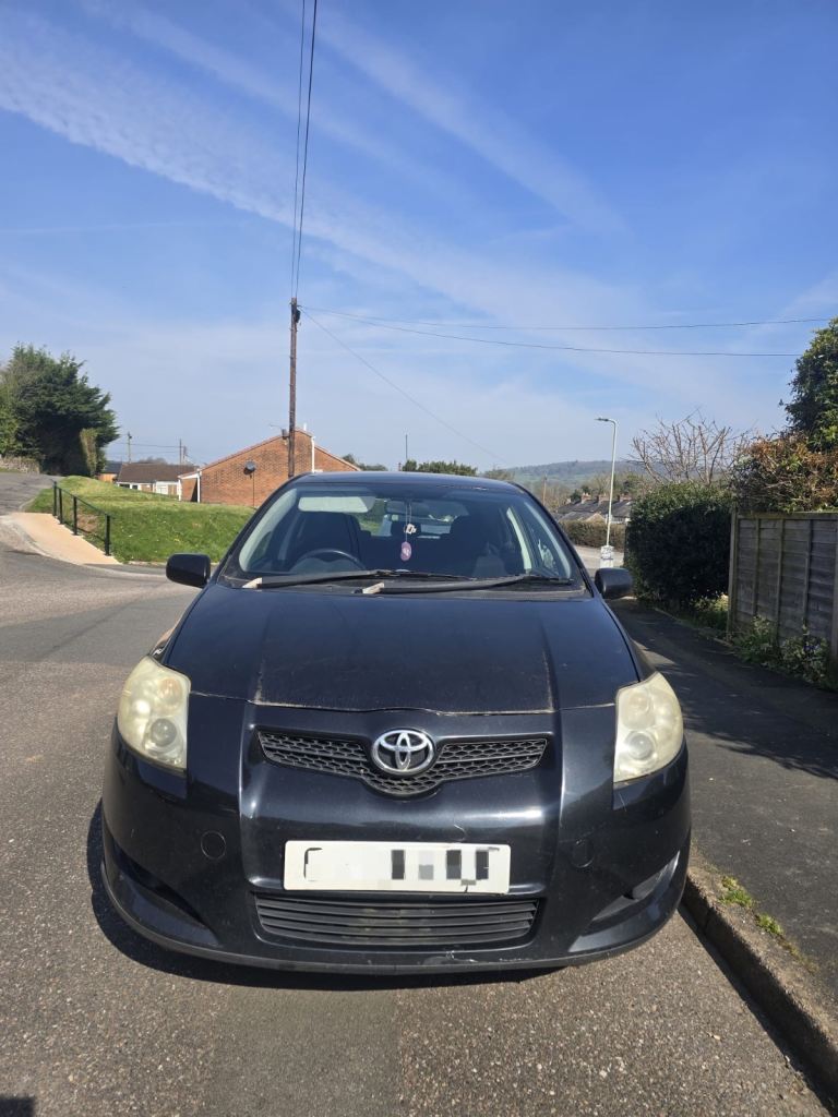 Toyota Auris £600