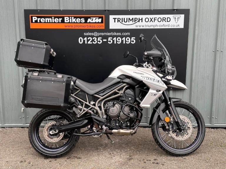 GORGEOUS 2018/18 TRIUMPH TIGER 800 XCA MOTORCYCLE