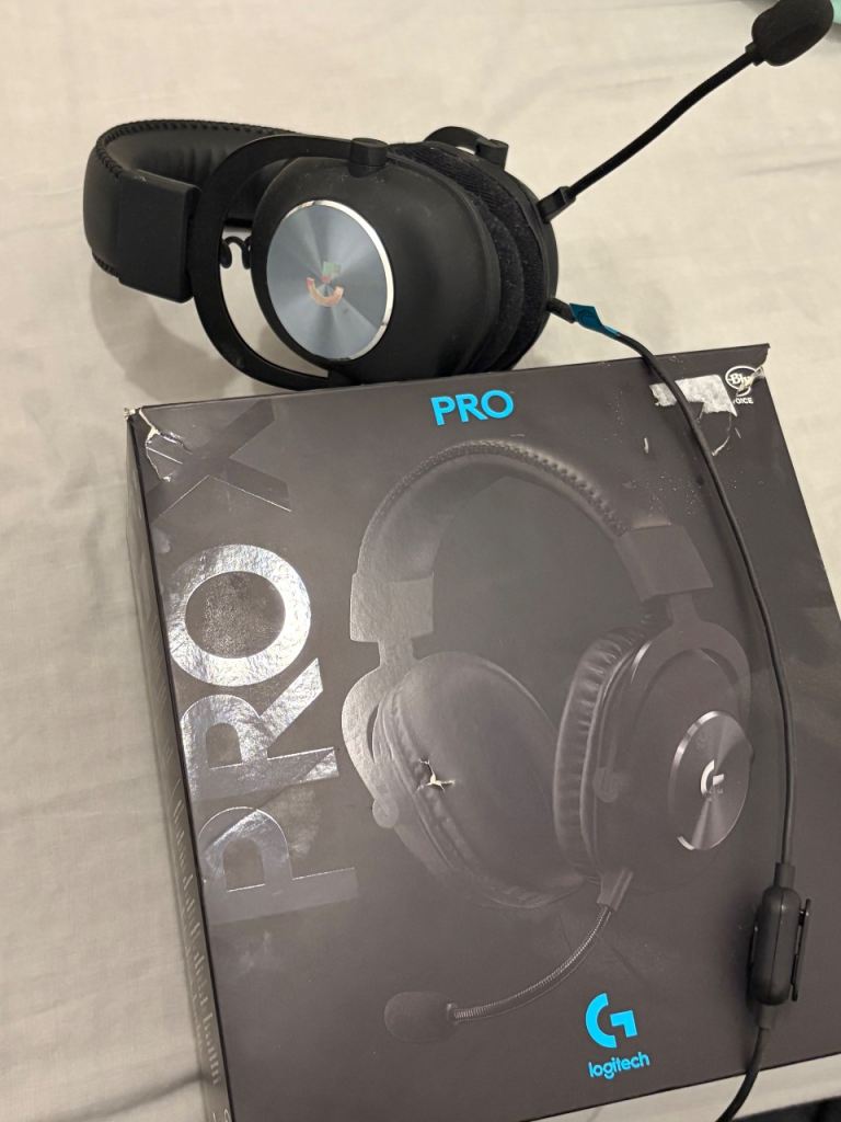 Logitech g pro x headset wired 