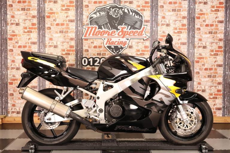 1996 HONDA CBR 900 RR FIREBLADE - ONLY 13,033 MILES - ICONIC CLASSIC SPORTS BIKE