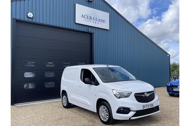2023 Vauxhall Combo 2300 1.5 Turbo D 100ps H1 Pro Van PANEL VAN DIESEL Manual