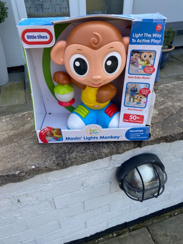Movin lights monkey 