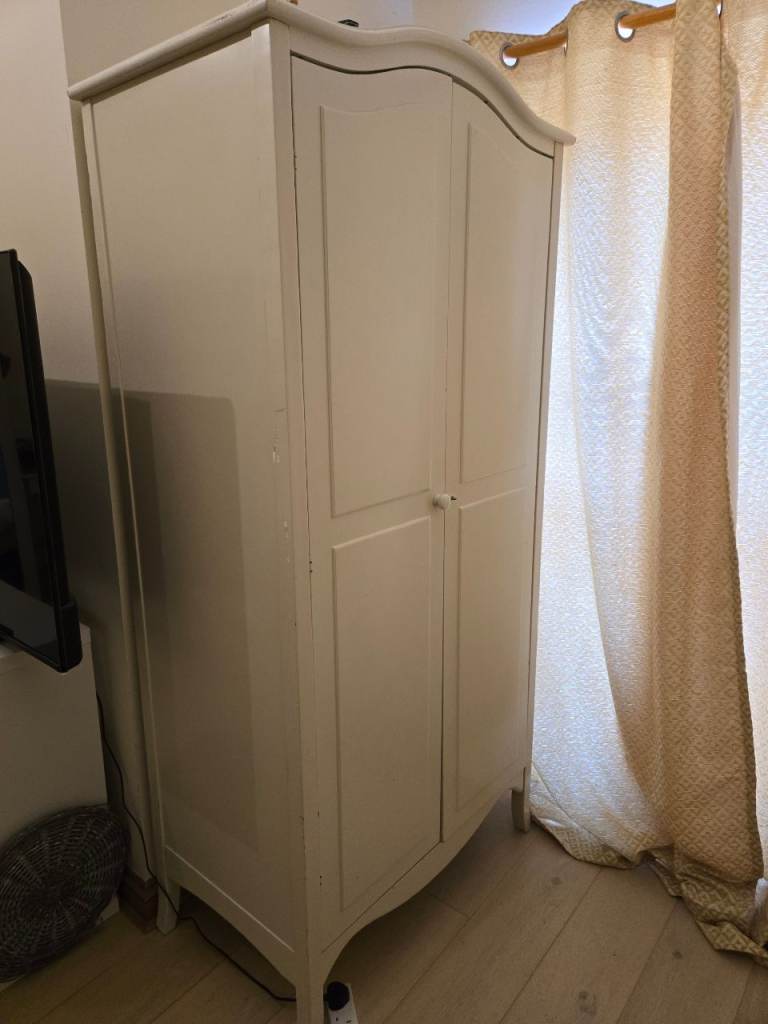 Stylish Wardrobe