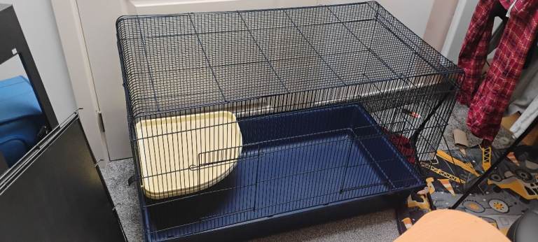 Large hamster cage 