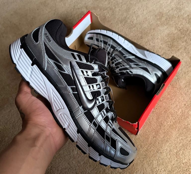 Metallic Silver – Brand New – UK 9.5 / EU 44.5 – Boxed