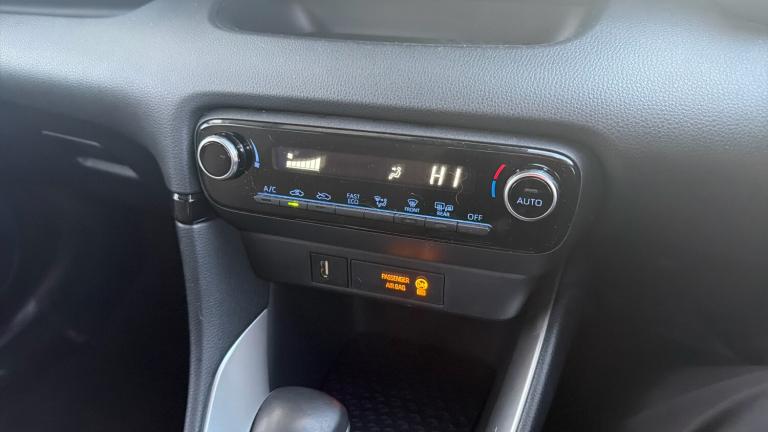 2021 Toyota Yaris 1.5 Hybrid Design 5dr CVT Hybrid Hatchback Hatchback Hybrid Automatic