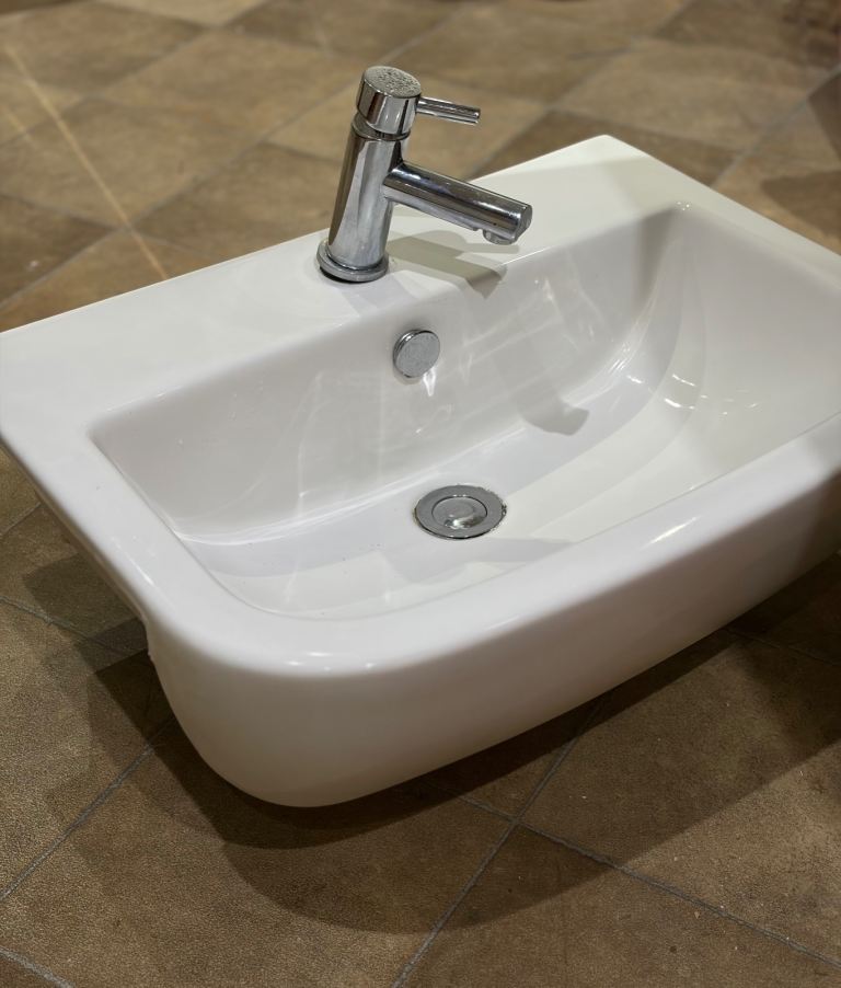 Semi-Recessed White Sink / Basin with chrome tap