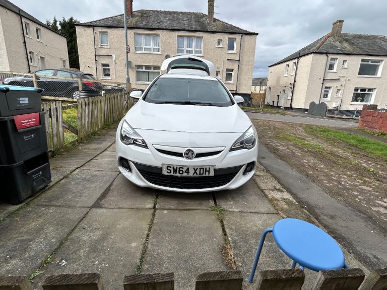 Vauxhall, ASTRA GTC, Hatchback, 2014, Manual, 1364 (cc), 3 doors