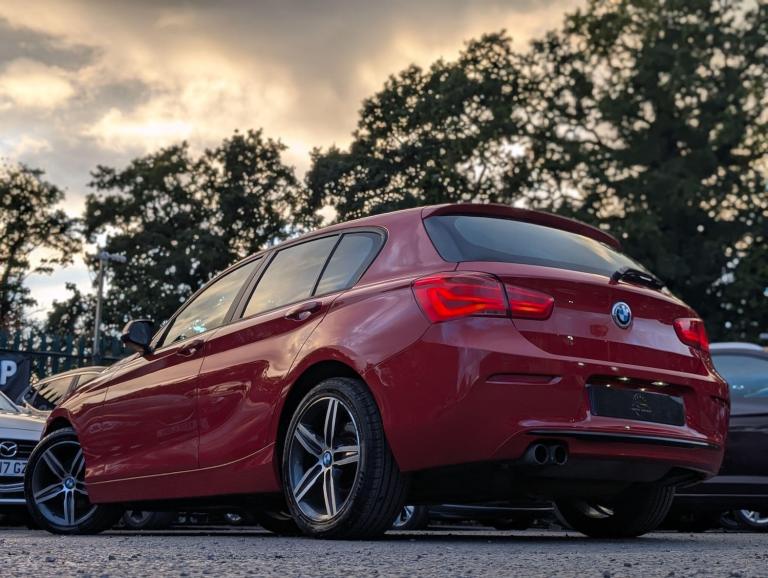 2017 BMW 1 Series 2.0 120i Sport Auto Euro 6 (s/s) 5dr HATCHBACK Petrol Automatic