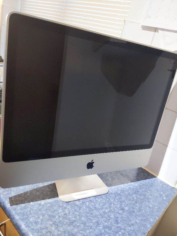 Apple iMac A1125 home computer 