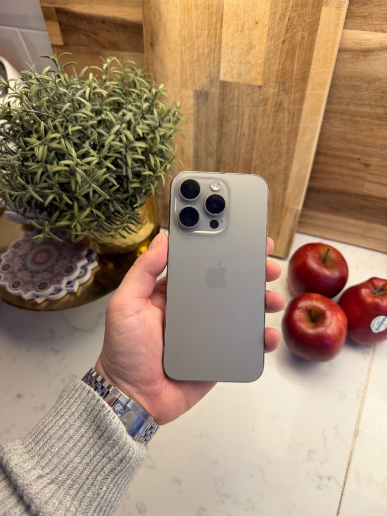 iPhone 15 Pro Max 256gb Natural Titanium Unlocked