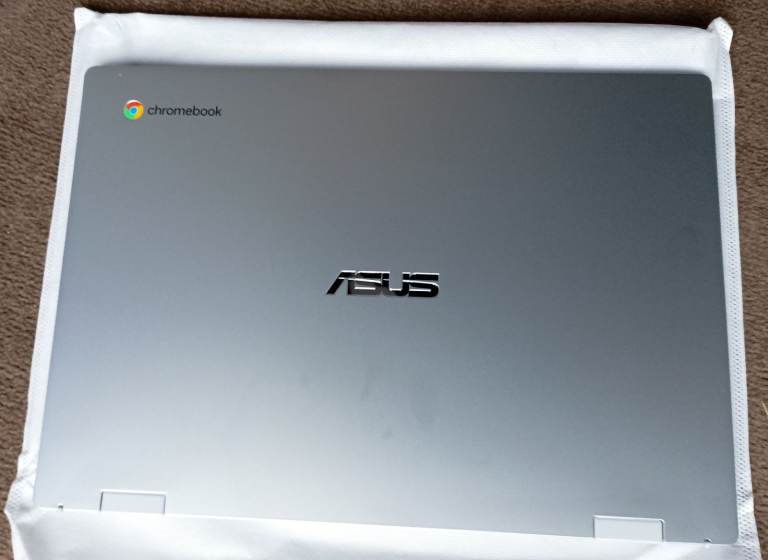 **Brand New Asus ChromeBook 14"**