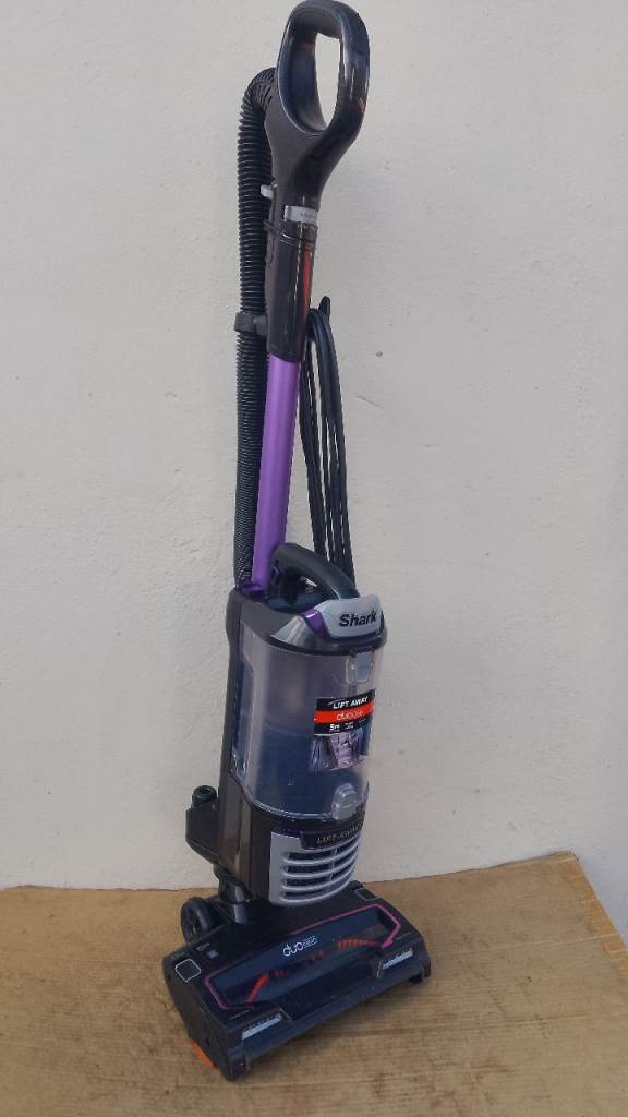 🛑 FREE DELIVERY 'SHARK' LIFTAWAY TECHNOLOGY VACUUM CLEANER 