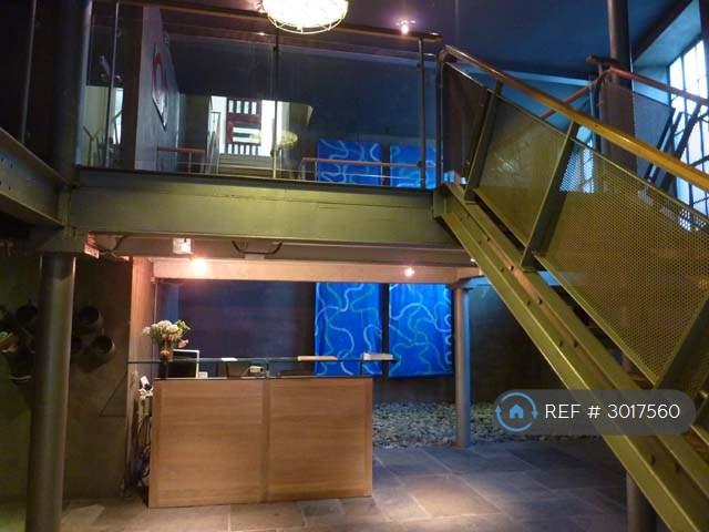1 bedroom flat in Rotherhithe Street, London, SE16 (1 bed) (#3017560)